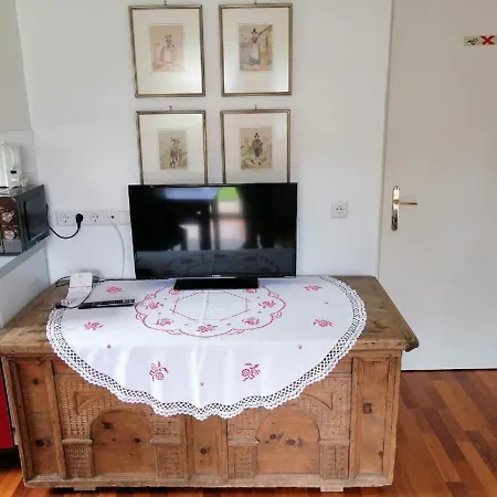 Апартаменты Zur Sonnigen, Eleganten Kuh Шладминг